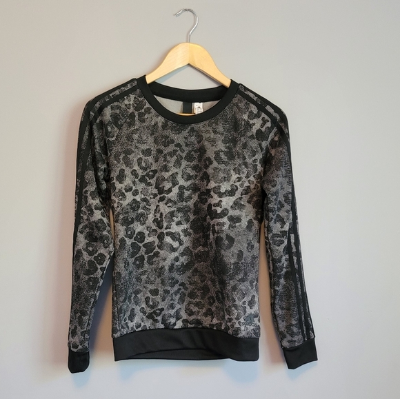 NWT - Adidas Top & Legging Set🐆 - Picture 3 of 10